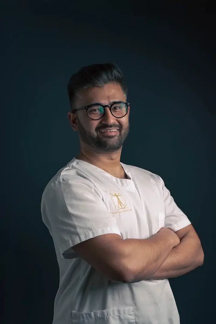 Dr Dev Jangra