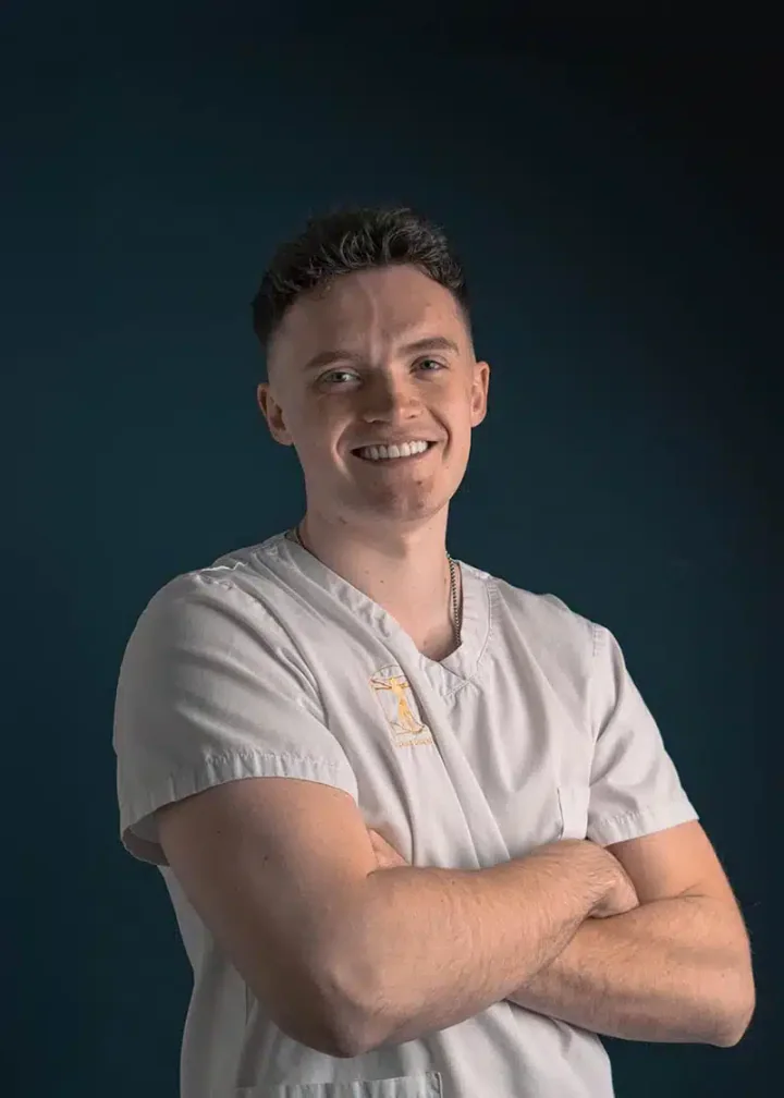 Dr James Nolan