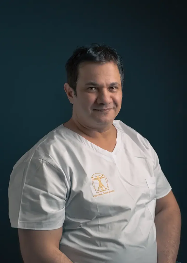 Dr Majid Salas