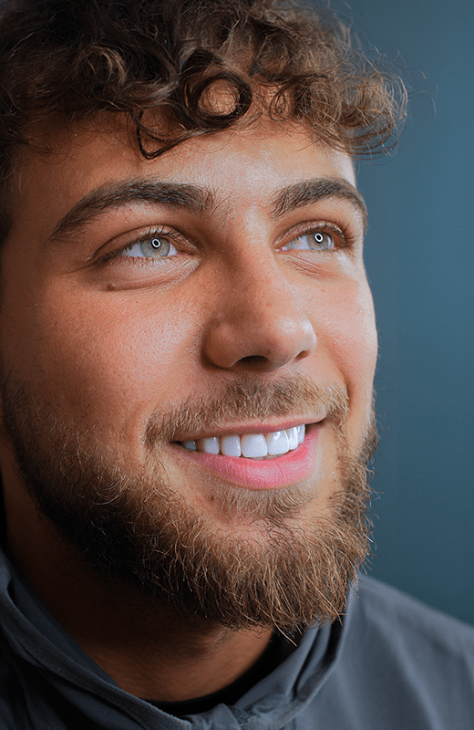 Same-day
<span class="brand-text">Smile Makeover</span>